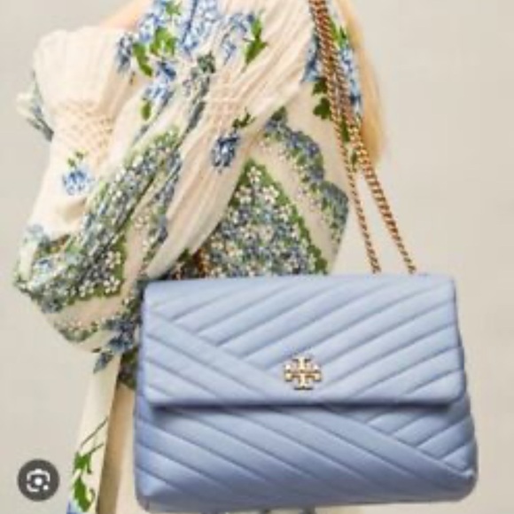 Tory Buch Kira Chevron convertible shoulder/crossbody bag
Blue leather.